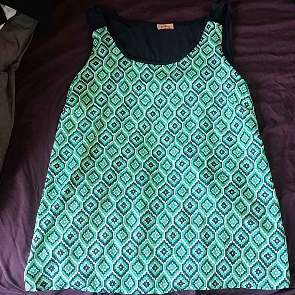 Geometric print blouse
